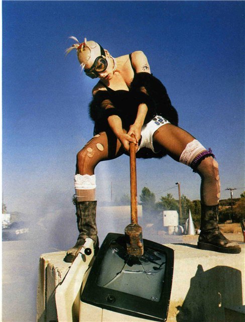 The Face magazine June 1995 Tank Girl photoshoot by David Lachapelle with Lori Petty & Naomi Watts